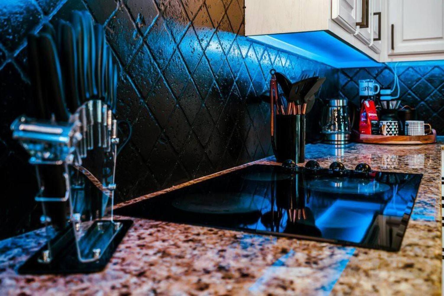 Stylish & Romantic Home, Long-Term Friendly, King Baton Rouge Dış mekan fotoğraf